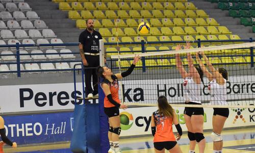 Άλλη μία καταπληκτική εμφάνιση από τα κορίτσια του Πανεπιστημίου Λευκωσίας thumb