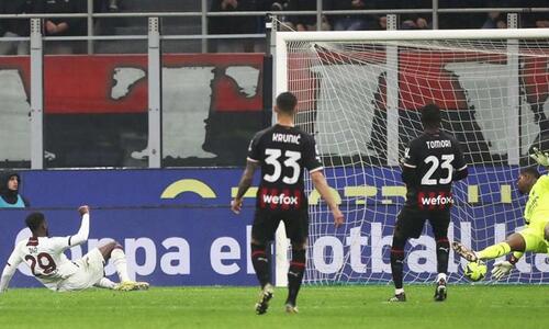 Aδιόρθωτη Μίλαν «χάρισε» απρόσμενο βαθμό στη Σαλερνιτάνα thumb