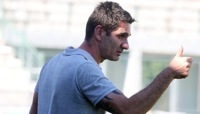 Σενάριο για Ελευθερόπουλο στον πάγκο! thumb