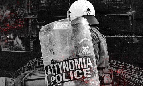 Πραγματικά κρίμα: Πέθανε ο 31χρονος αστυνομικός που χτυπήθηκε από φωτοβολίδα thumb