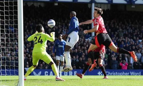 Premier League: Συναρπαστικό παιχνίδι και από ένα ημίχρονο Έβερτον και Γιουνάιτεντ thumb