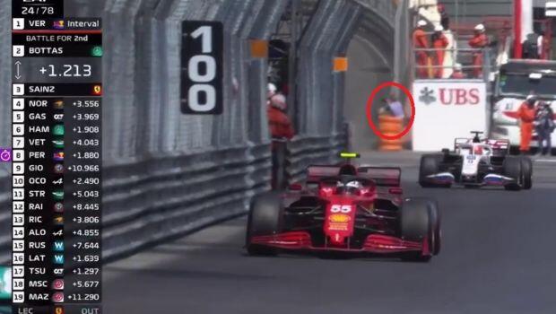 F1 Γκραν Πρι Μονακό: Φακός από κάμερα έπεσε στην πίστα! thumb