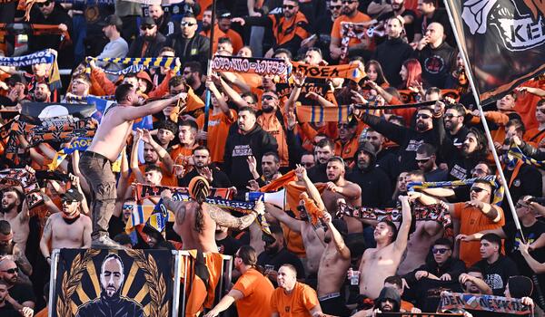 Ο ΑΠΟΕΛ παρουσιάζει το APOELWALLOFLEGENDS image