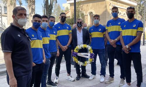 Ο ΑΠΟΕΛ είπε το τελευταίο αντίο στον Γιαννάκη Τσαγγαρίδη thumb