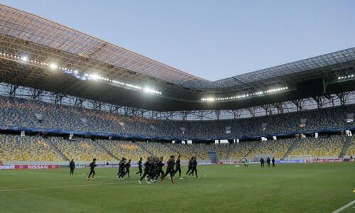 Μετατρέπει την Arena Lviv σε καταφύγιο προσφύγων thumb