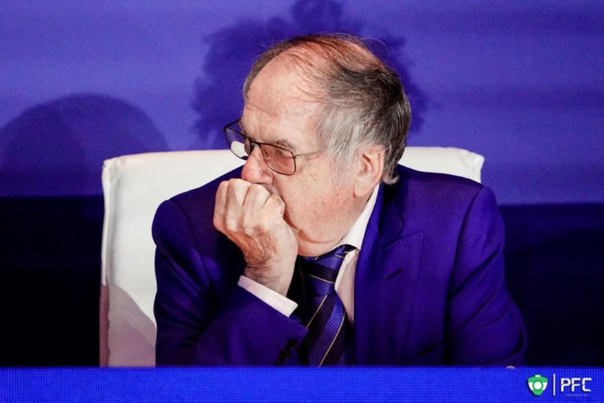 Ο… ασκός του Αιόλου άνοιξε, νέα καταγγελία για τον Πρόεδρο thumb