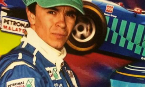 Οδηγός της F1 βρήκε το κλεμμένο του κράνος μετά από 23 χρόνια! thumb