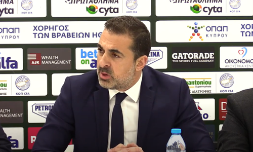 Φράγκος για τα επεισόδια στο «ΠΑΠ»: «Ο βαφτιστικός μου... ένα τσούρμο δειλοί»! thumb