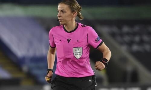 Ligue 1: Για πρώτη φορά στην ιστορία ορίστηκαν τρεις γυναίκες thumb