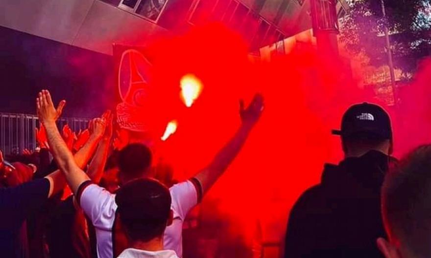 Υβριστικά συνθήματα από οπαδούς της Παρί με αποδέκτες Μέσι, Νεϊμάρ και Γκαλτιέ thumb