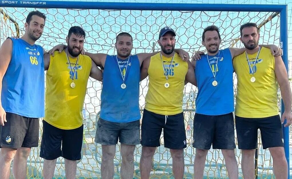 Ο ΑΠΟΕΛ κατέκτησε το τουρνουά Beach Handball (pics) thumb