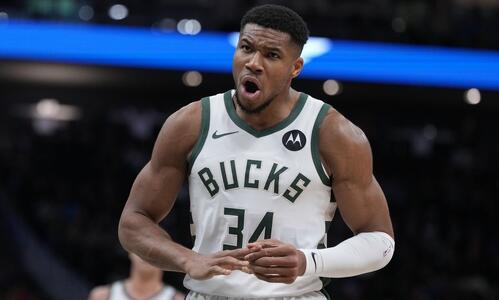 Φοβερός Γιάννης: Έκανε το.. γρηγορότερο triple-double στην καριέρα του! thumb