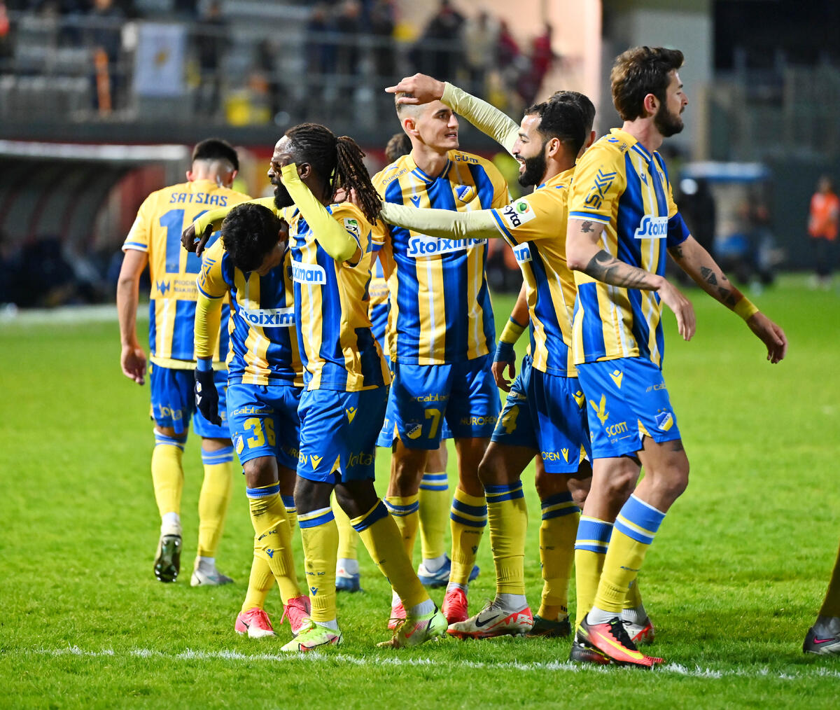 Νέα Σαλαμίνα-ΑΠΟΕΛ 0-4: Ένα τετράλεπτο ήταν αρκετό thumb