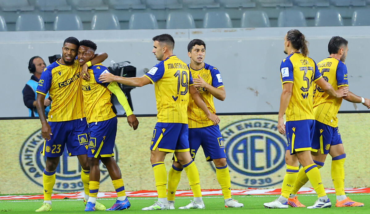 ΑΕΛ - ΕΝΠ 3-0: Επιστροφή στις νίκες με άνεση και τριάρα thumb