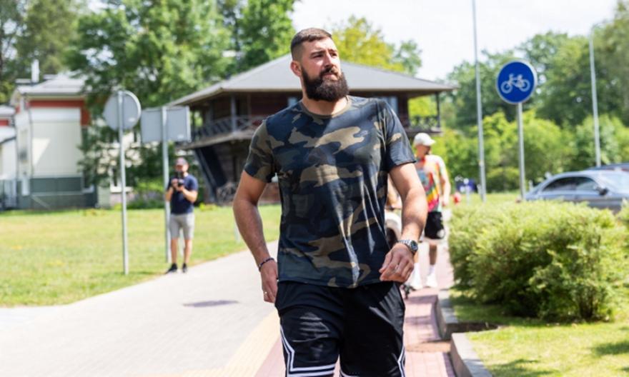 Η απάντηση του Βαλαντσιούνας σε ερώτηση που δέχθηκε για το μέλλον του thumb
