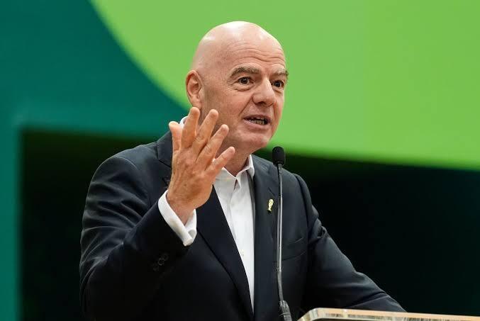 Ινφαντίνο: «Τα διαλείμματα ενυδάτωσης είναι καθαρά αθλητικό μέτρο» thumb