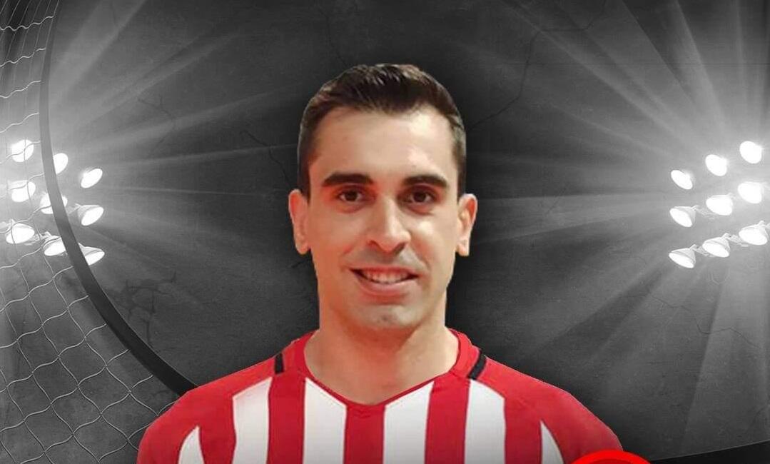 Στα ερυθρόλευκα ο Ισπανός πασαδόρος Jesus Bruque Guerrero thumb