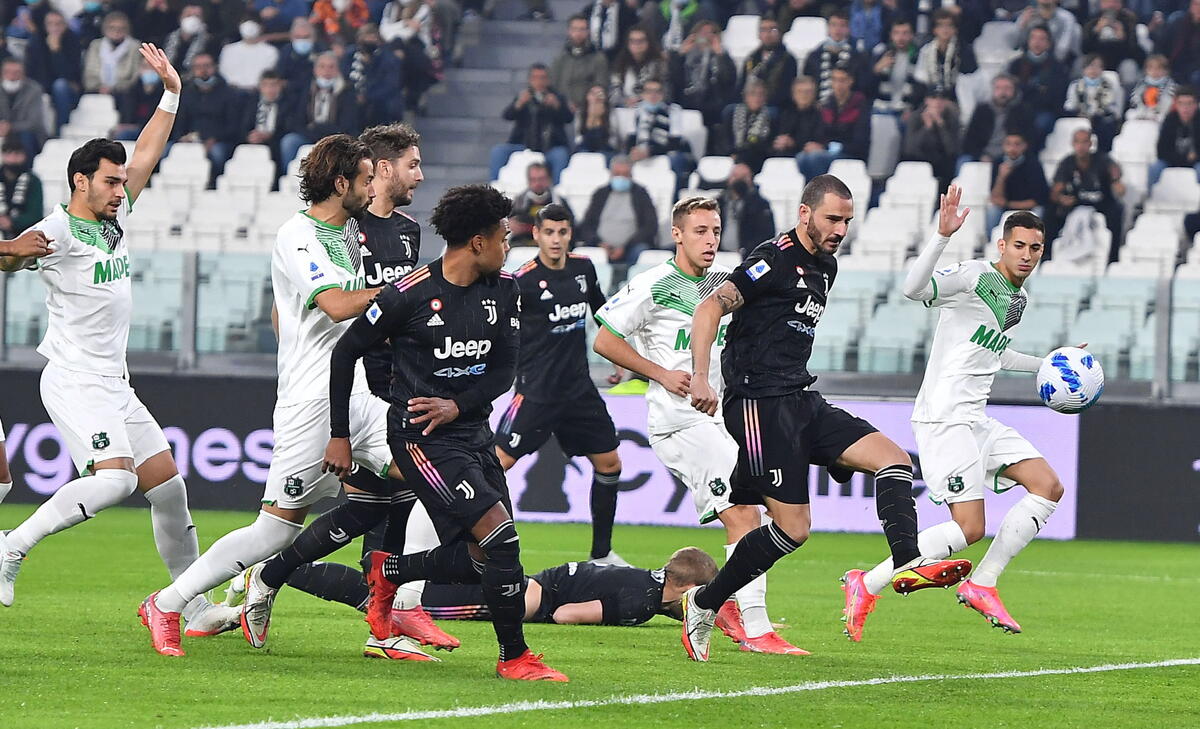 Serie A: «Σόκαρε» την Γιουβέντους η Σασουόλο thumb