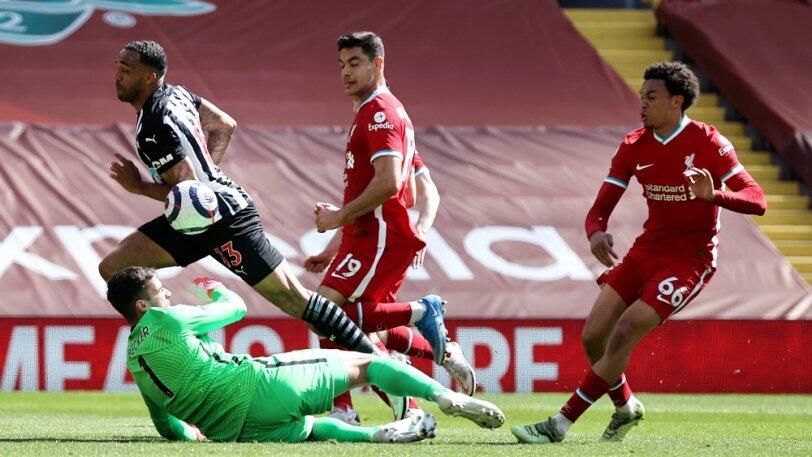 Σοκ στο 96' και φουλ για... Conference League η Λίβερπουλ! thumb