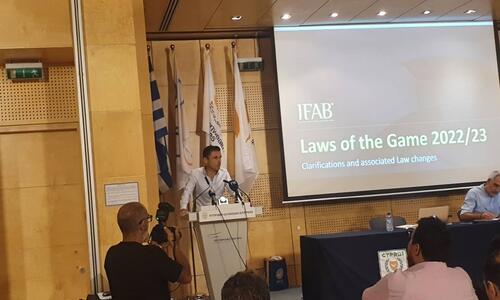 Mάζιτς για αντιδράσεις: «Δεν είμαι ο Άγιος Βασίλης για να ικανοποιώ επιθυμίες!» thumb