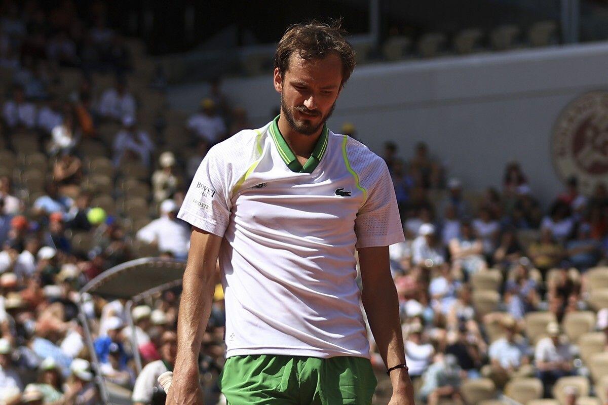 Roland Garros: Αποκλεισμός σοκ για τον Μεντβέντεφ! thumb