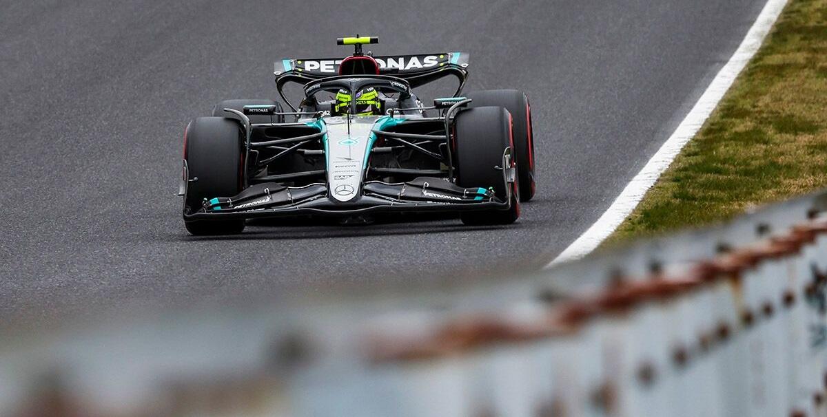 Χάμιλτον και Ράσελ πιστεύουν ότι θα μπουν στη μάχη του βάθρου της Σουζούκα thumb