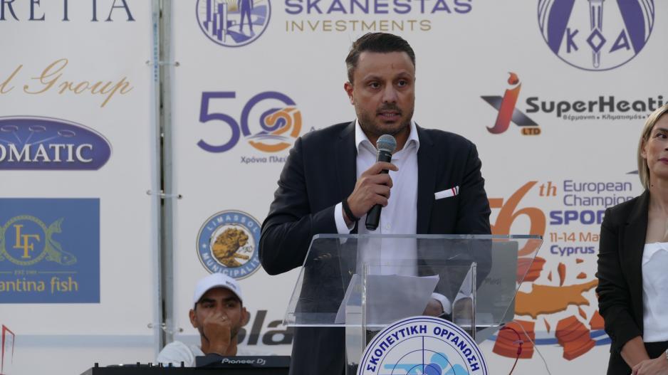 Στην τελετή έναρξης του Ευρωπαϊκού Πρωταθλήματος Sporting ο Ανδρέας Μυλωνάς thumb