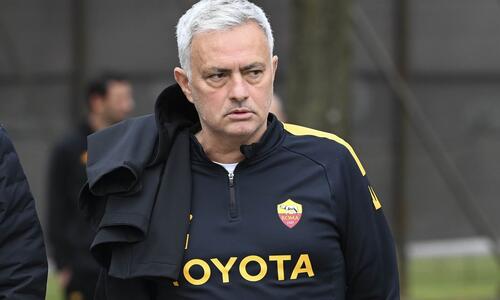 Μουρίνιο: «Μόνο οι μεγάλες ομάδες είναι ικανές για συνεχόμενους ευρωπαϊκούς τελικούς» thumb