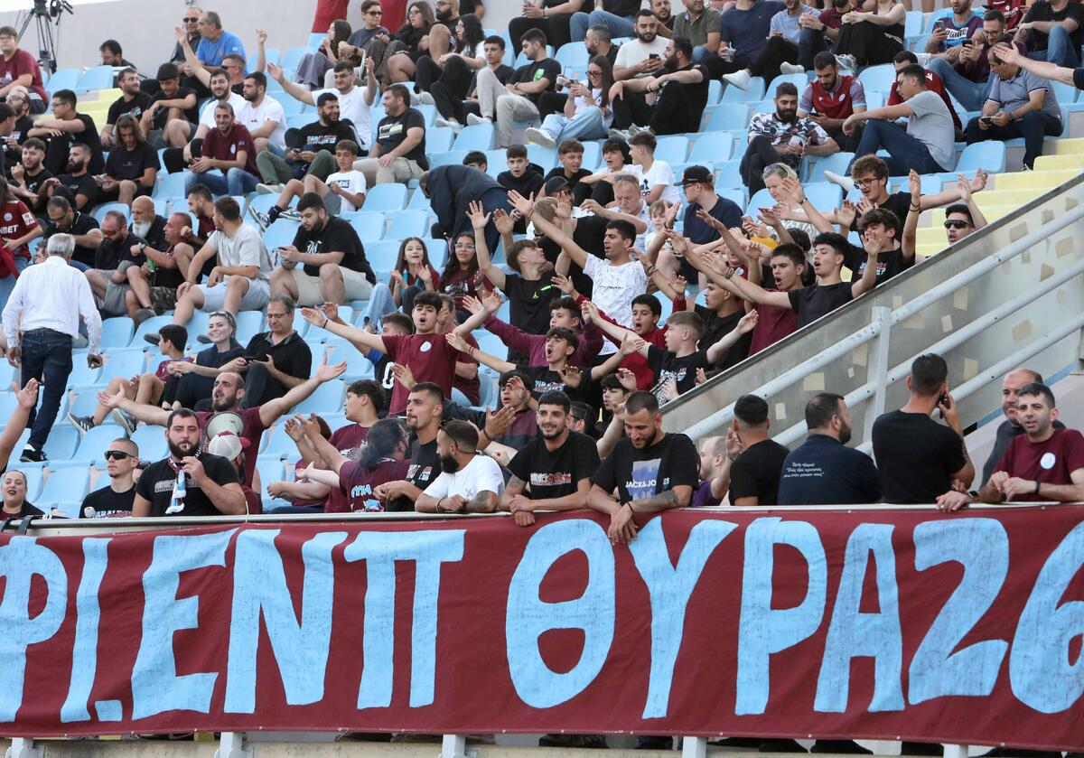 «Βυσσινί» κάλεσμα για τη σημαντική «μάχη» thumb