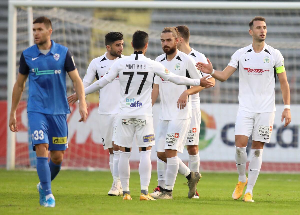 «Γκέλα» ο Λόρια, 2-1 η Δόξα thumb
