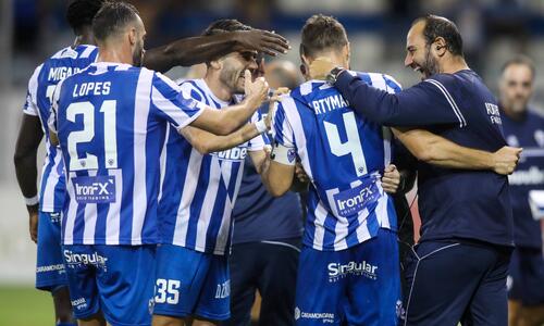 Ανόρθωση – Νέα Σαλαμίνα 3-1: Το «έβαψε» μπλε με τριάρα η «Κυρία» thumb