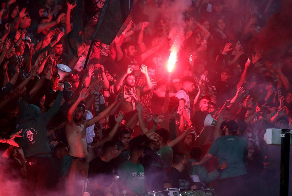 Ομόνοια: Η μαγική παράσταση του «πράσινου λαού» thumb