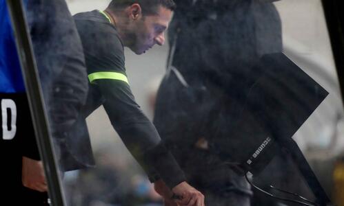 Πέναλτι αρχικά, αναίρεσε την απόφαση του στη συνέχεια thumb