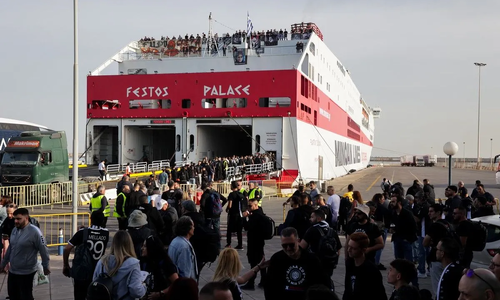 Φωτογραφίες από την αναχώρηση φίλων του ΟΦΗ προς Αθήνα thumb