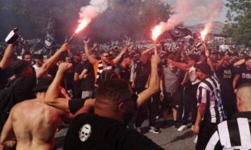 Κάνουν «χαμό» οι φίλοι του ΟΦΗ έξω από το ΟΑΚΑ! (pics) thumb