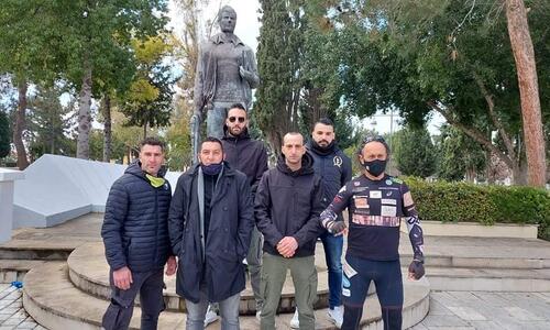 Κατάθεση στεφάνων στον ανδριάντα του Ευαγόρα (pic) thumb