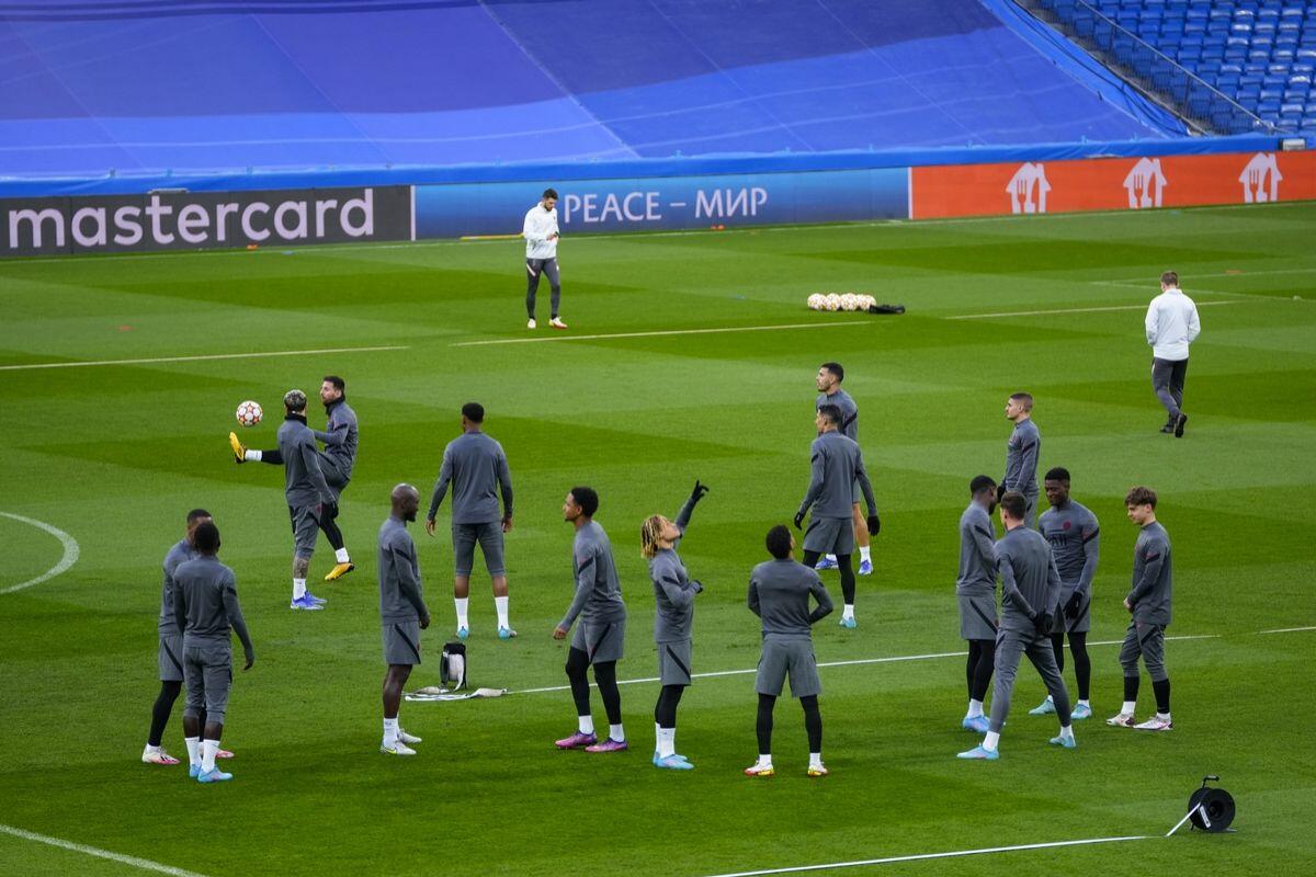 Η UEFA αντικατέστησε τη διαφημιστική πινακίδα της Gazprom με τη λέξη 