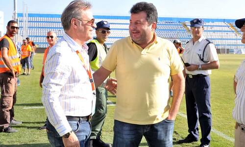 ΑΕΛ-ΑΠΟΕΛ: «Καταργήστε την κάρτα, για να αυξηθούν οι εμβολιασμοί» thumb