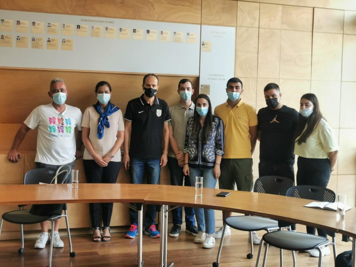 Επίσκεψη της Φ.Π.Κ. Πρωτοπορία στο Ολυμπιακό Μέγαρο thumb