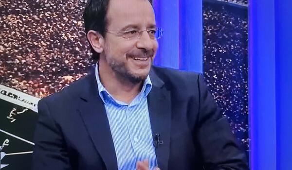 ΠτΔ: «Πάντα υποστήριζα μία συγκεκριμένη χώρα...» (βίντεο)thumb