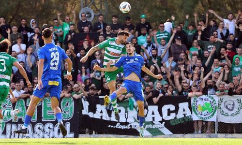 «Πάω με τον διαιτητή, δεν υπάρχει πέναλτι για την Ομόνοια 29Μ» thumb