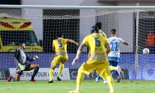 (ΤΕΛΙΚΟ) Απόλλωνας-ΑΠΟΕΛ 2-1 thumb