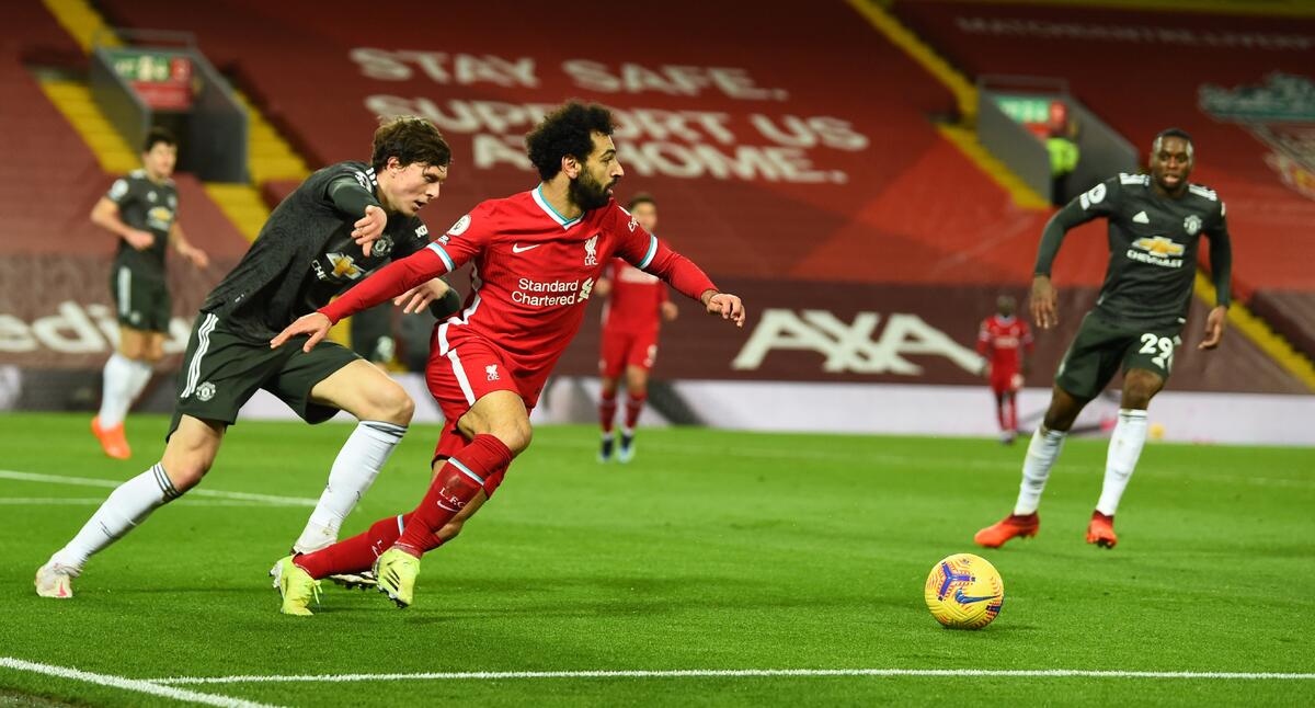 Premier League:  «Όρθια» στο «Άνφιλντ» και παραμένει πρώτη η Γιουνάιτεντ thumb