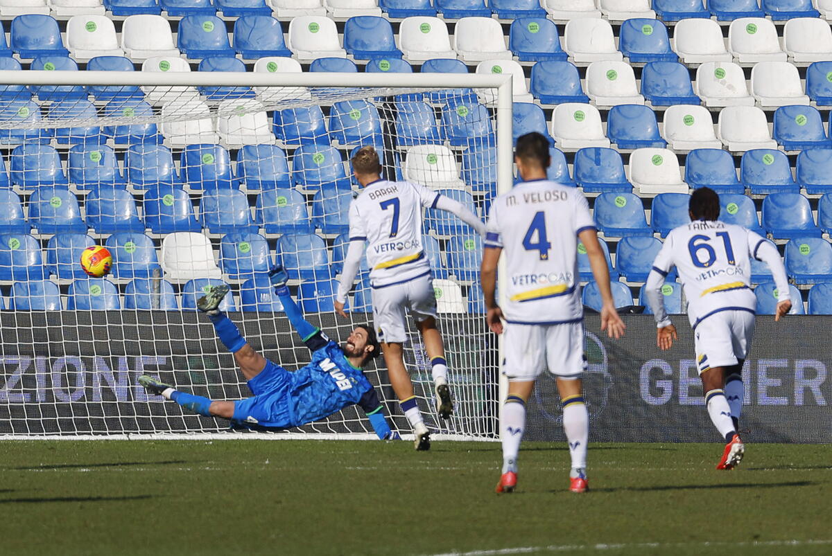 Serie A: Νίκη και προσπέρασμα της Βερόνα επί της Σασουόλο thumb