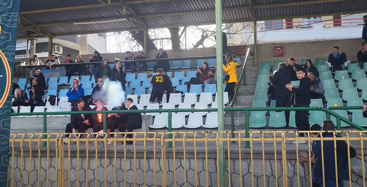 Φοβερό σκηνικό σε αγώνα στην Ελλάδα (βίντεο) thumb