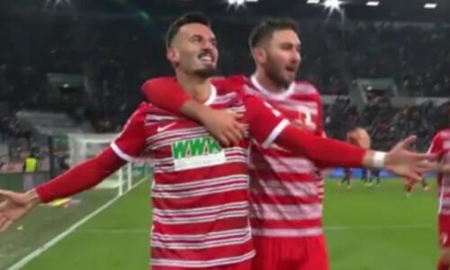Νίκη-ανάσα για την Άουγκσμπουργκ, 1-0 τη Λεβερκούζεν thumb