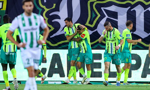 ΑΕΚ-Ομόνοια 2-1: Έφυγαν για τελικό οι «κιτρινοπράσινοι», απογοήτευση για το «τριφύλλι» thumb