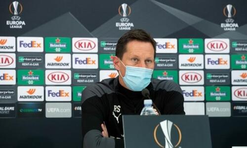 Σμιντ: «Θα πρέπει να νικήσουμε με δύο γκολ, ξέρουμε τι να περιμένουμε» thumb