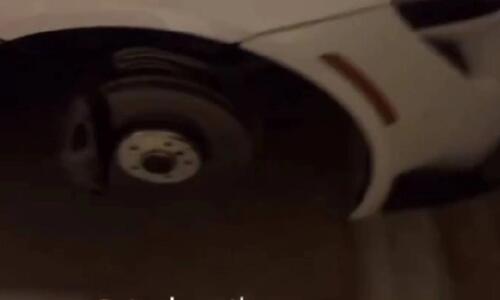 Έκλεψαν τις ρόδες από το αμάξι του συμπαίκτη τους! (vid) thumb
