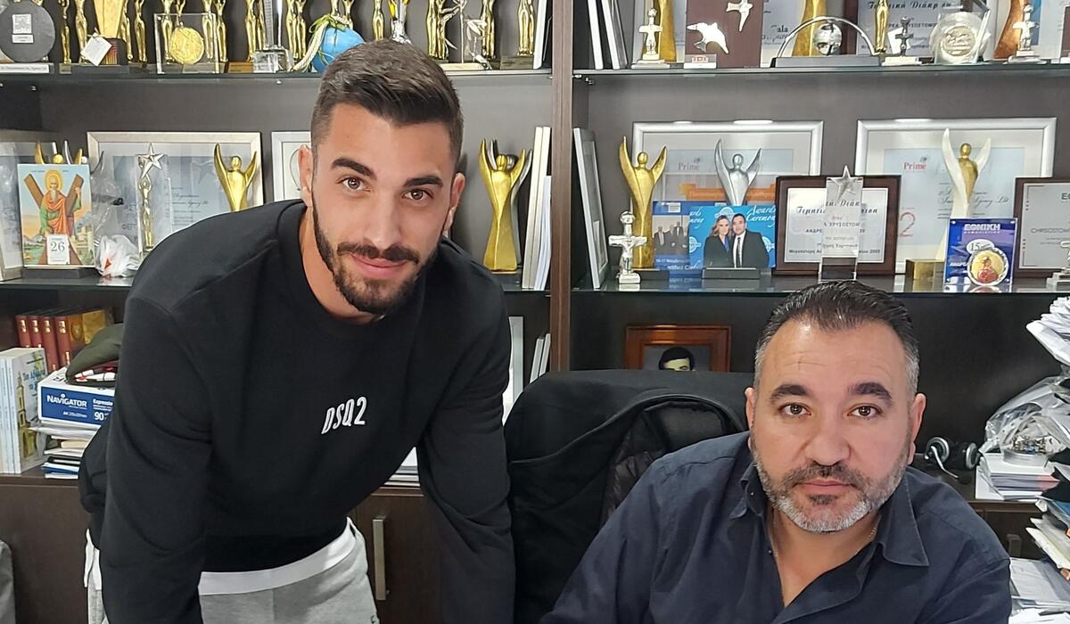 Η νέα ομάδα του Τάσου Οκκαρίδη thumb